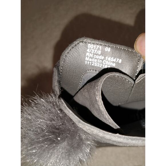 Primark Women's Faux Suede Gray Ankle Boots Heeled Pom-Poms Size 6 Fashionable - Picture 5 of 13